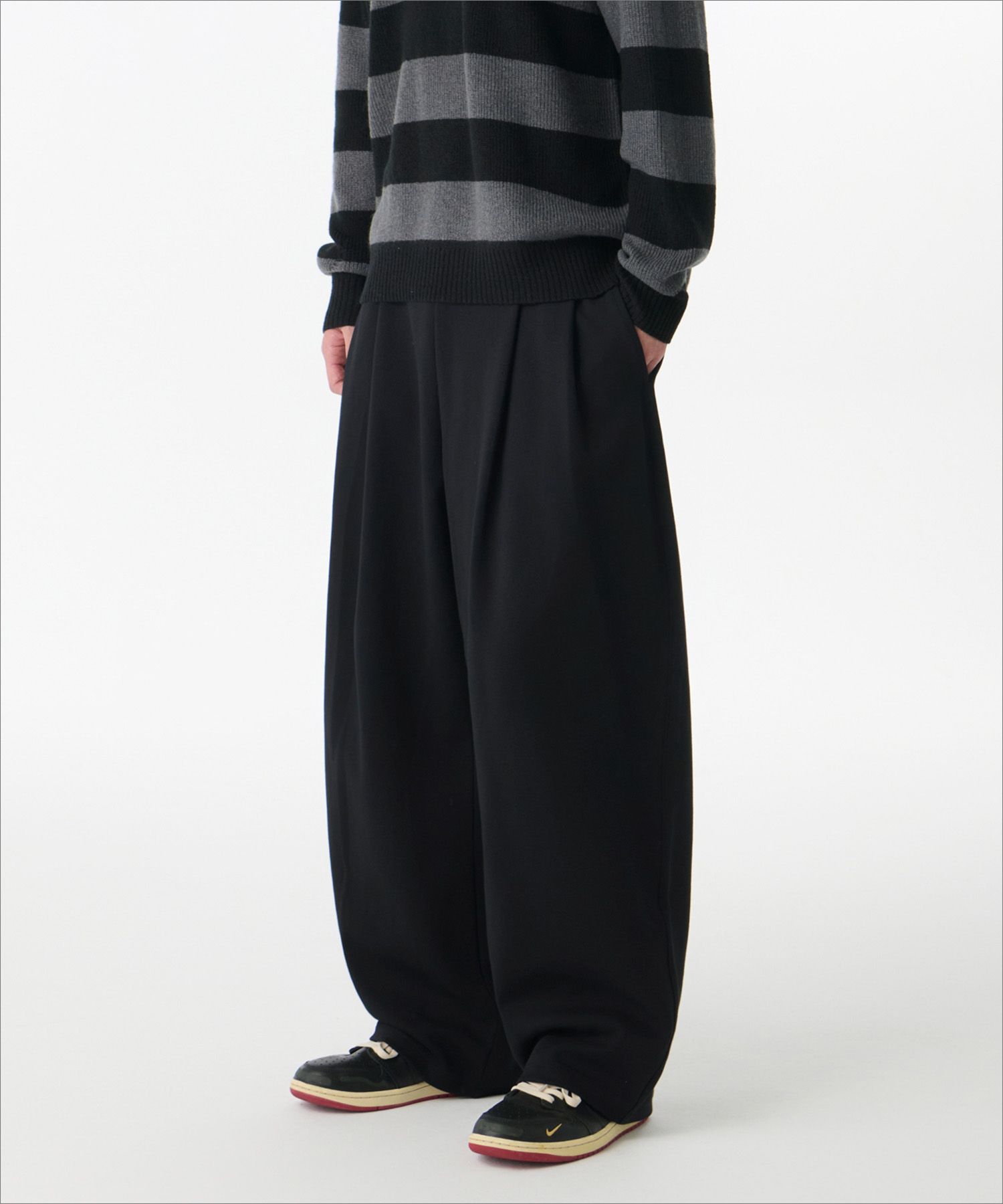 MUSINSA公式 | MUSINSA STANDARD ダブルニットツーピンタックワイド
