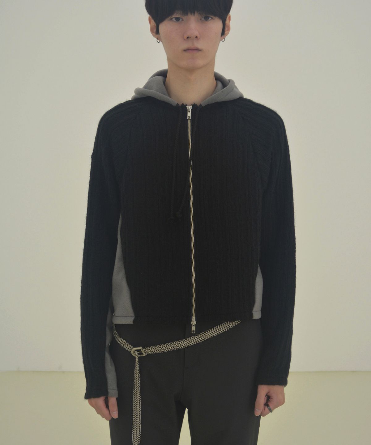 블릭베이크(BLEAKBAKE) Whale hood zip-up (Black)