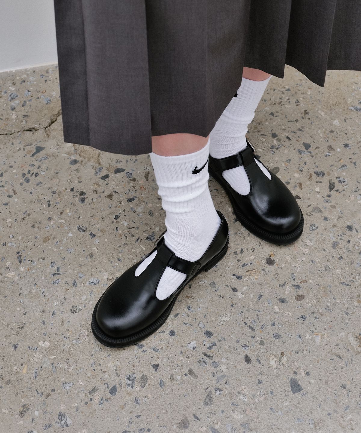 키에레이(CHIELEI) T STRAP LOAFER [C2F03 BK]