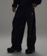 AW 로고 사이드 스냅 와이드핏 트레이닝 팬츠 (블랙)