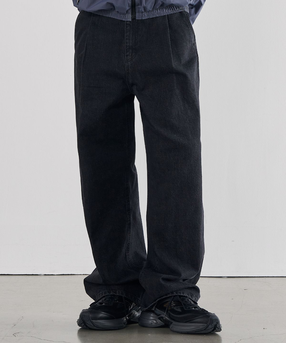 아워데이즈(OURDAYZ) 와이드핏 데님 팬츠 [WASHED BLACK]