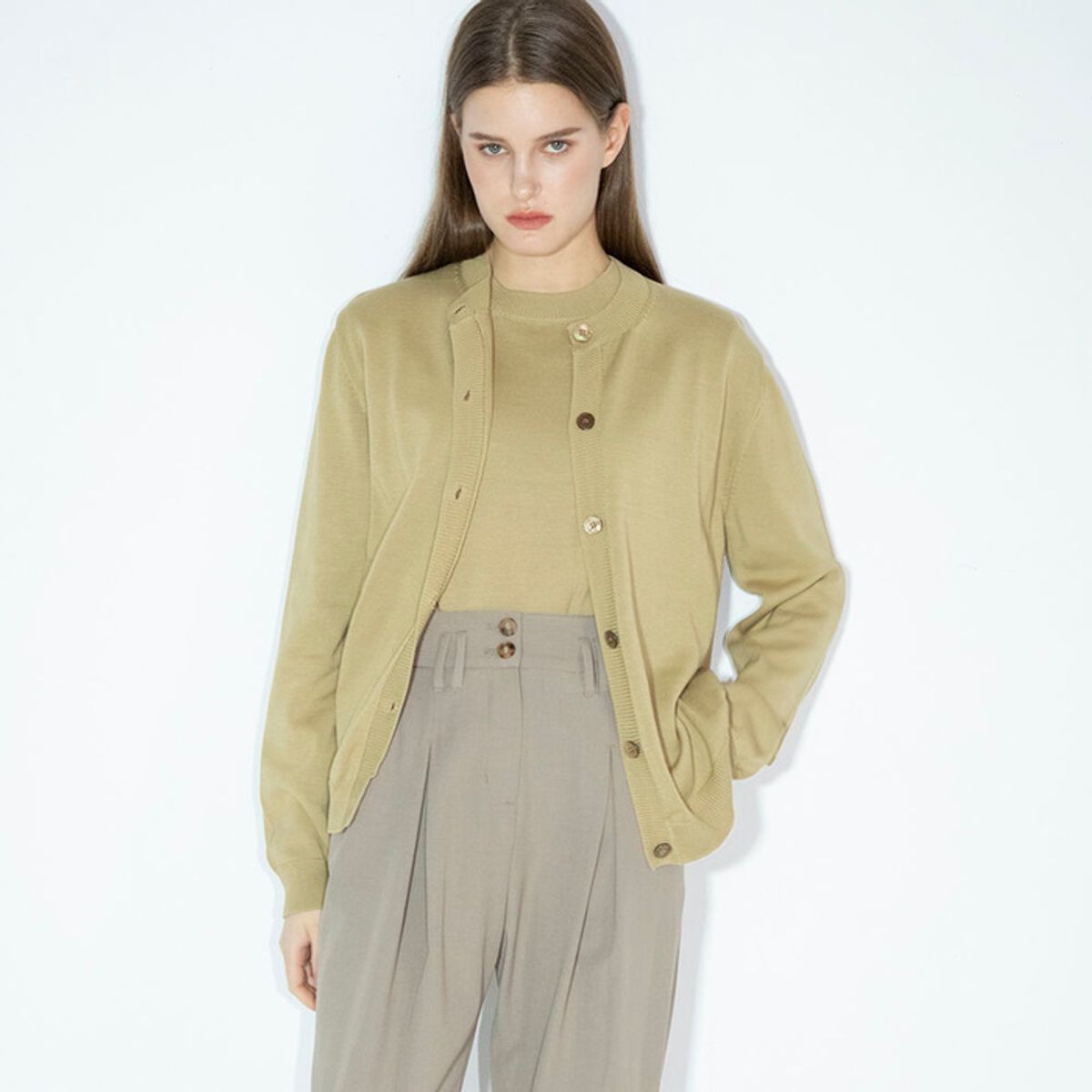 레이에(LEIE) RIA KINT CARDIGAN (KHAKI BEIGE)