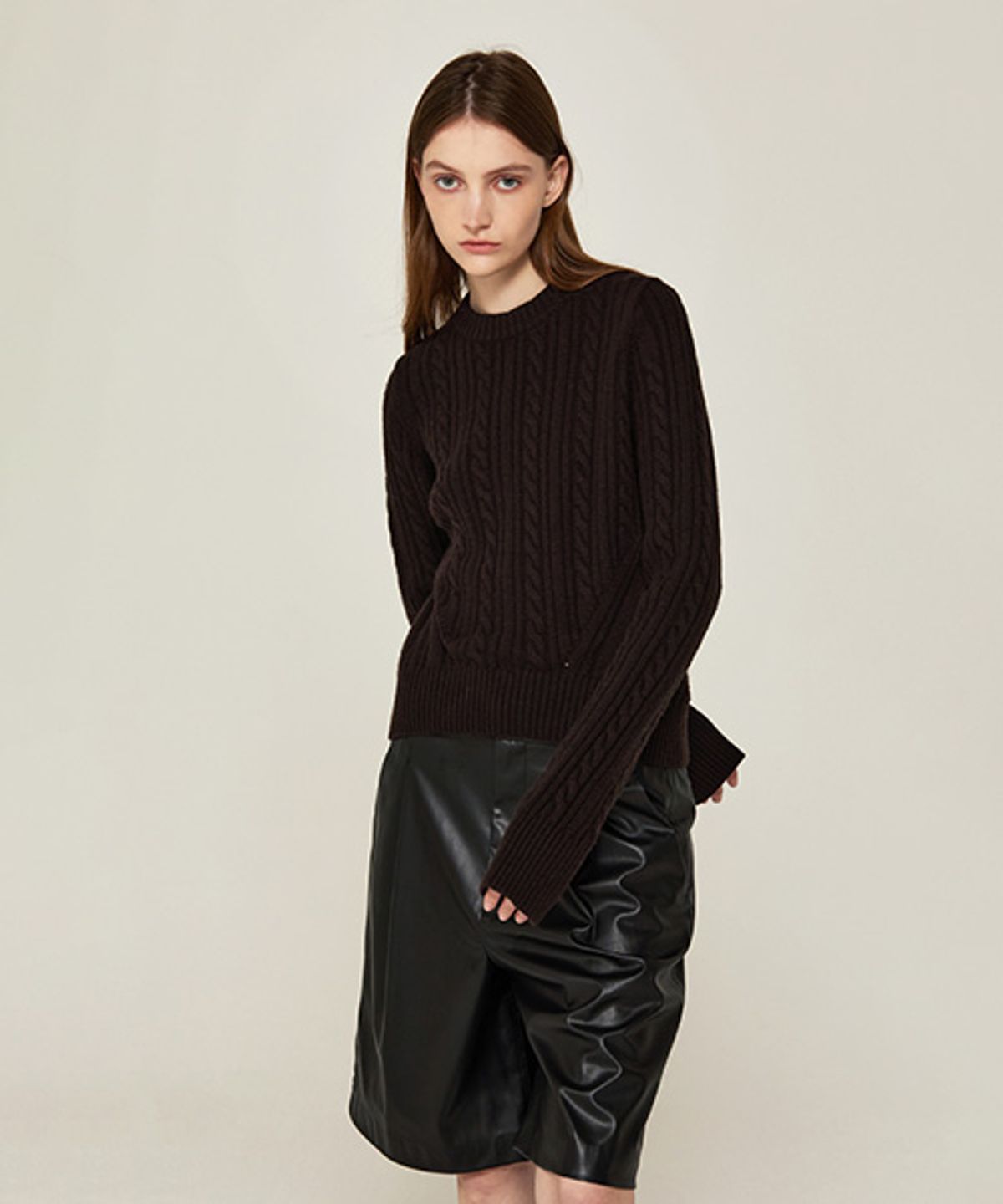 아바몰리(AVA MOLLI) Cable Pullover Knit (BROWN)