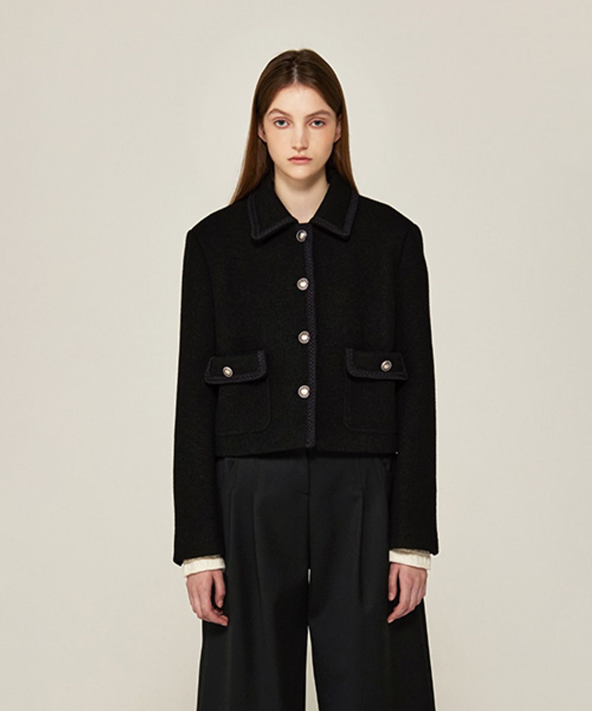 아바몰리(AVA MOLLI) Taping Cropped Jacket (BLACK)