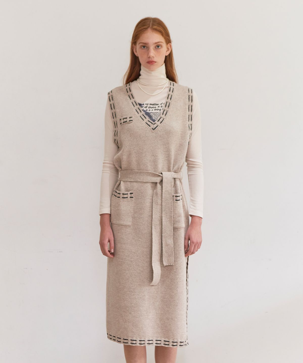 바이탈싸인(VITALSIGN) [LINE] Stitch Layered Knit Dress (Beige)