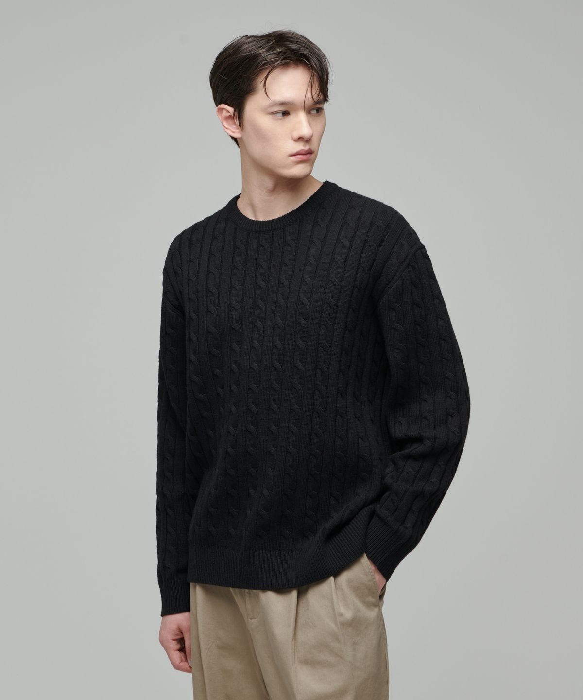무신사 스탠다드(MUSINSA STANDARD) 케이블 크루 넥 니트 [블랙]