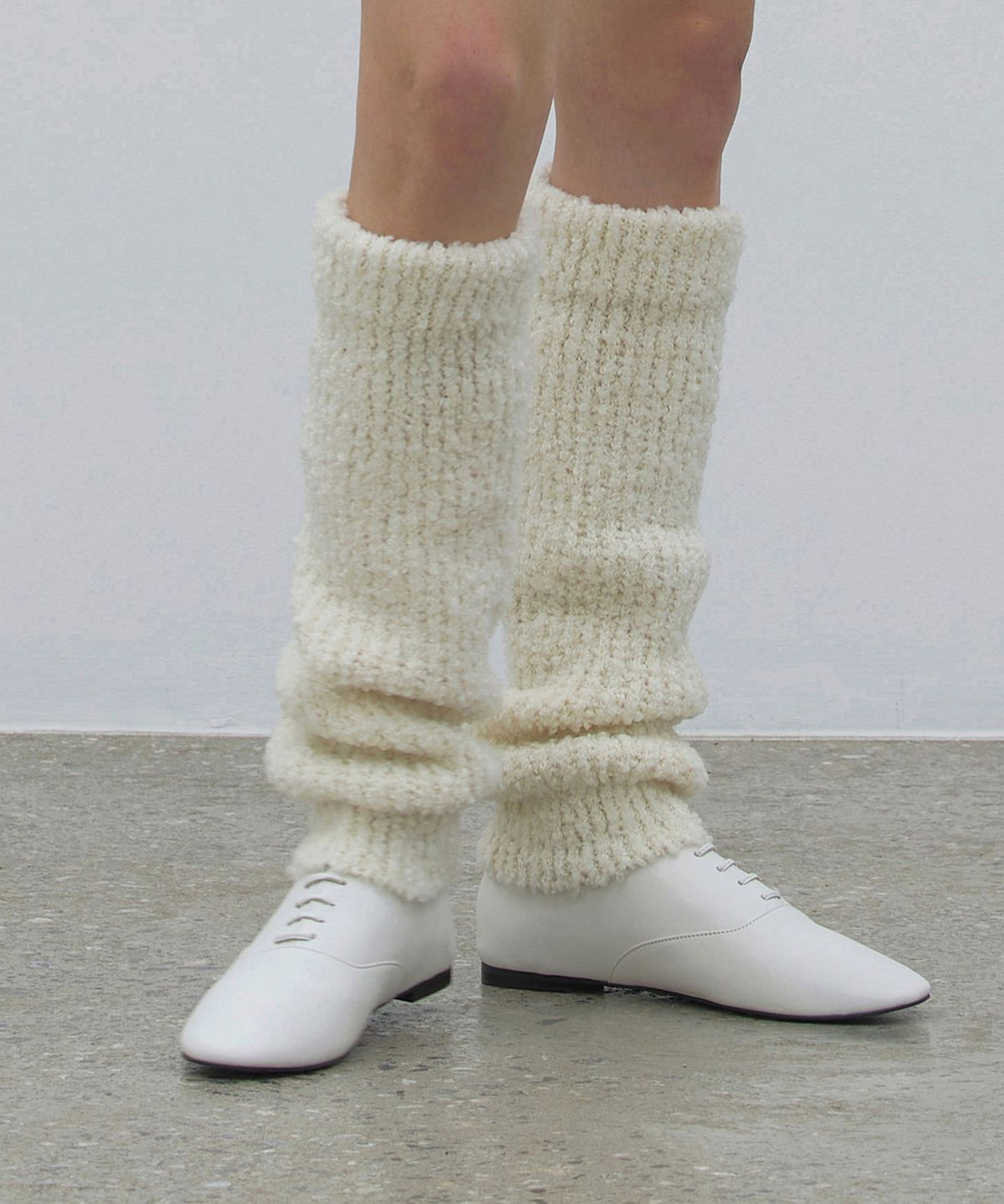 언더컨트롤 스튜디오(UNDERCONTROL STUDIO) 겨울 레그워머 LEG WARMER / MOHAIR BOUCLE / CREAM