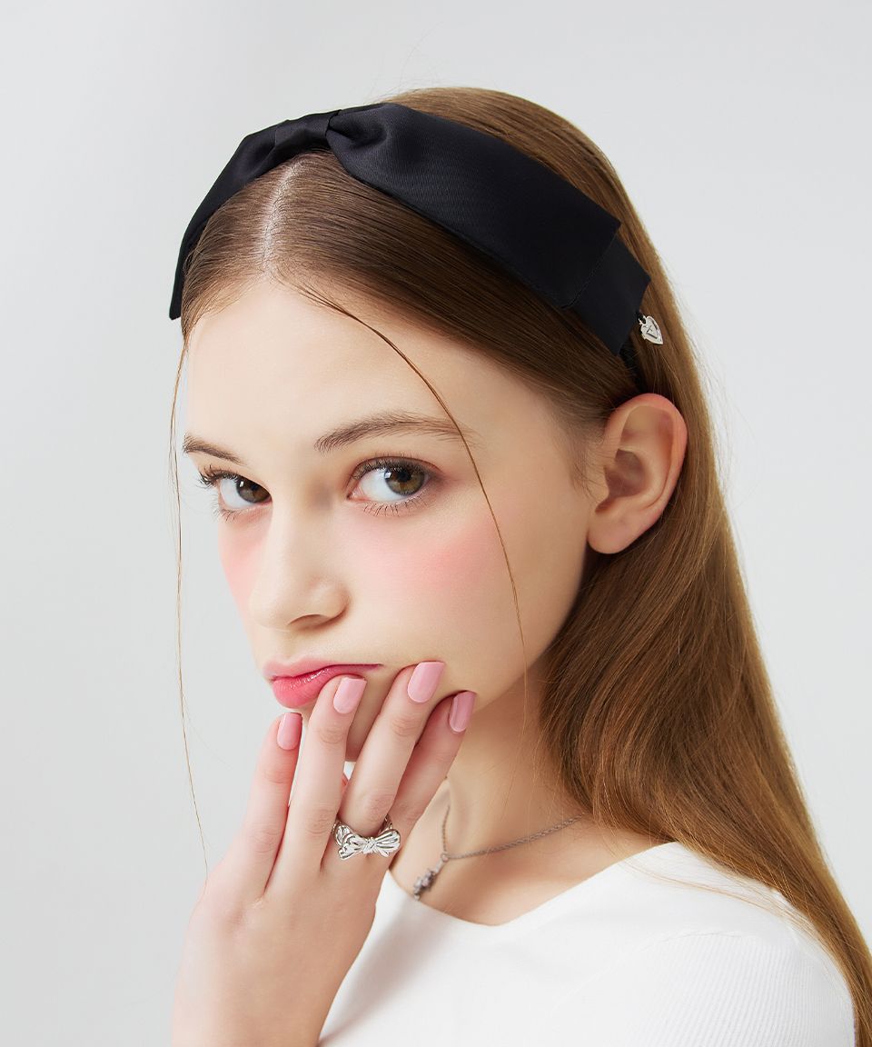 MUSINSA公式 | VVV Satin Ribbon Headband Hair Band _ Black