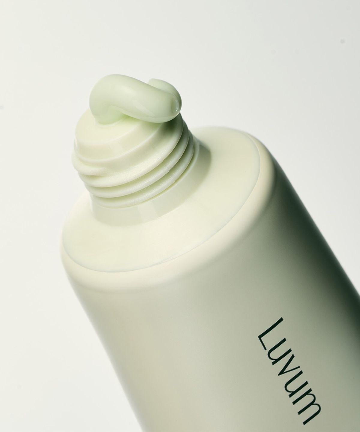 러븀(LUVUM) 카밍 리페어 어린시카 크림 50ml