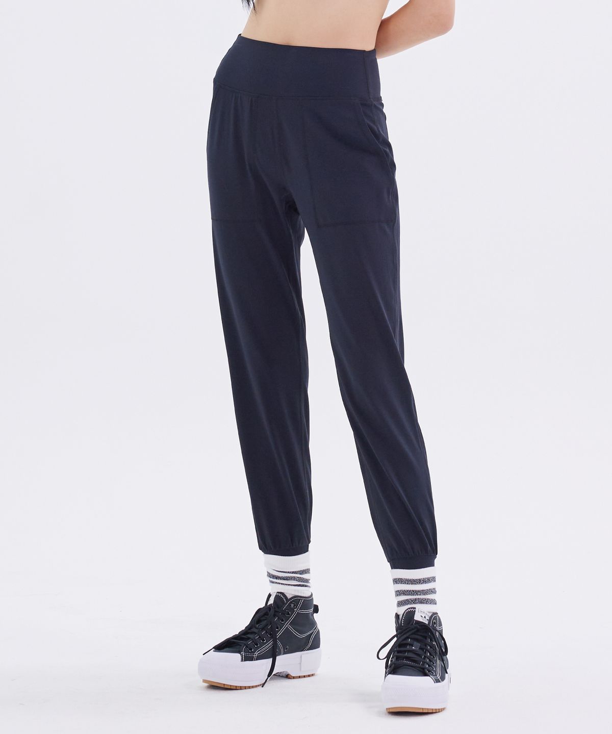 라라폭스(LALAFOX) JELLY JOGGER PANTS BN3LP004