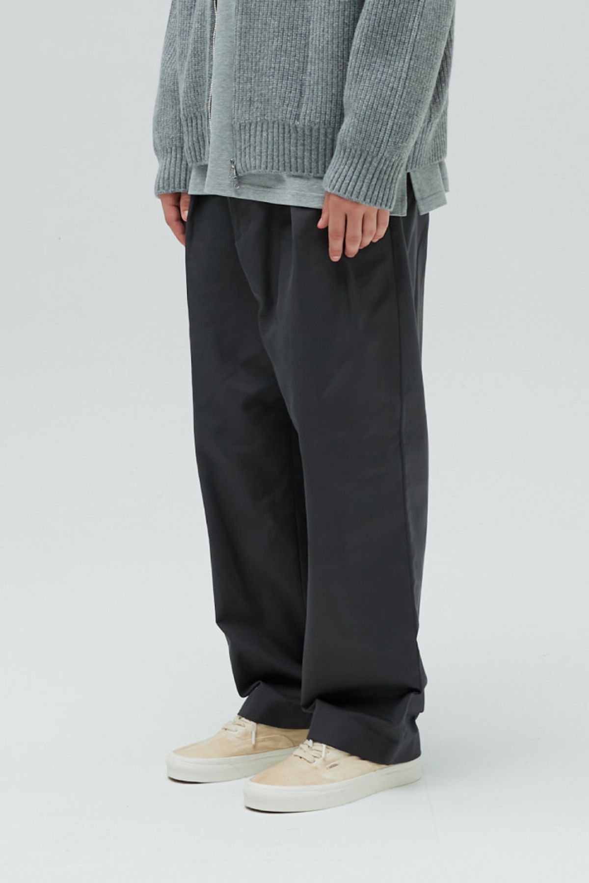 홀리선(HORLISUN) 22FW Corinth Twill Wide Loose Pants Charcoal
