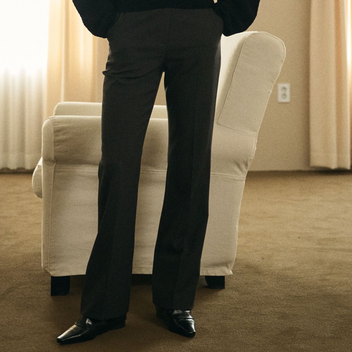 르아보네(LE ABONNE) TENSION SLACKS_CHARCOAL