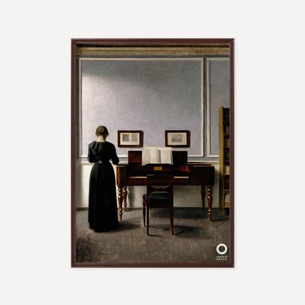 그릿시즌(GREET SEASON) 빌헬름 함메르쇠이 Interior. With Piano and Woman in Black, 1901 (액자 포함)