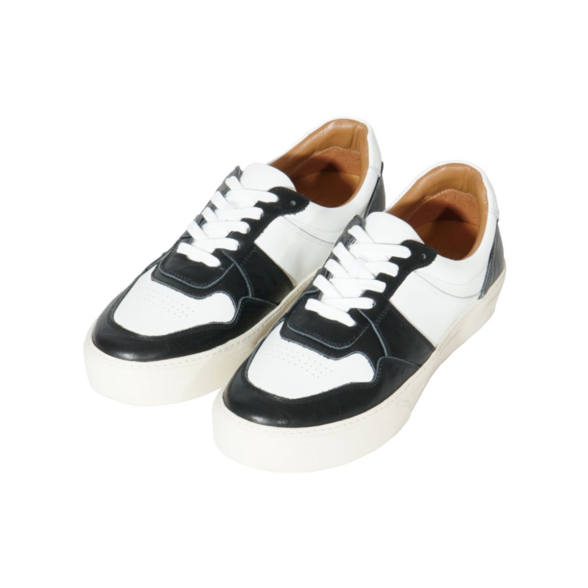 길프(GUILF) Chester Retro Sneakers in Kipskin Killer Whale