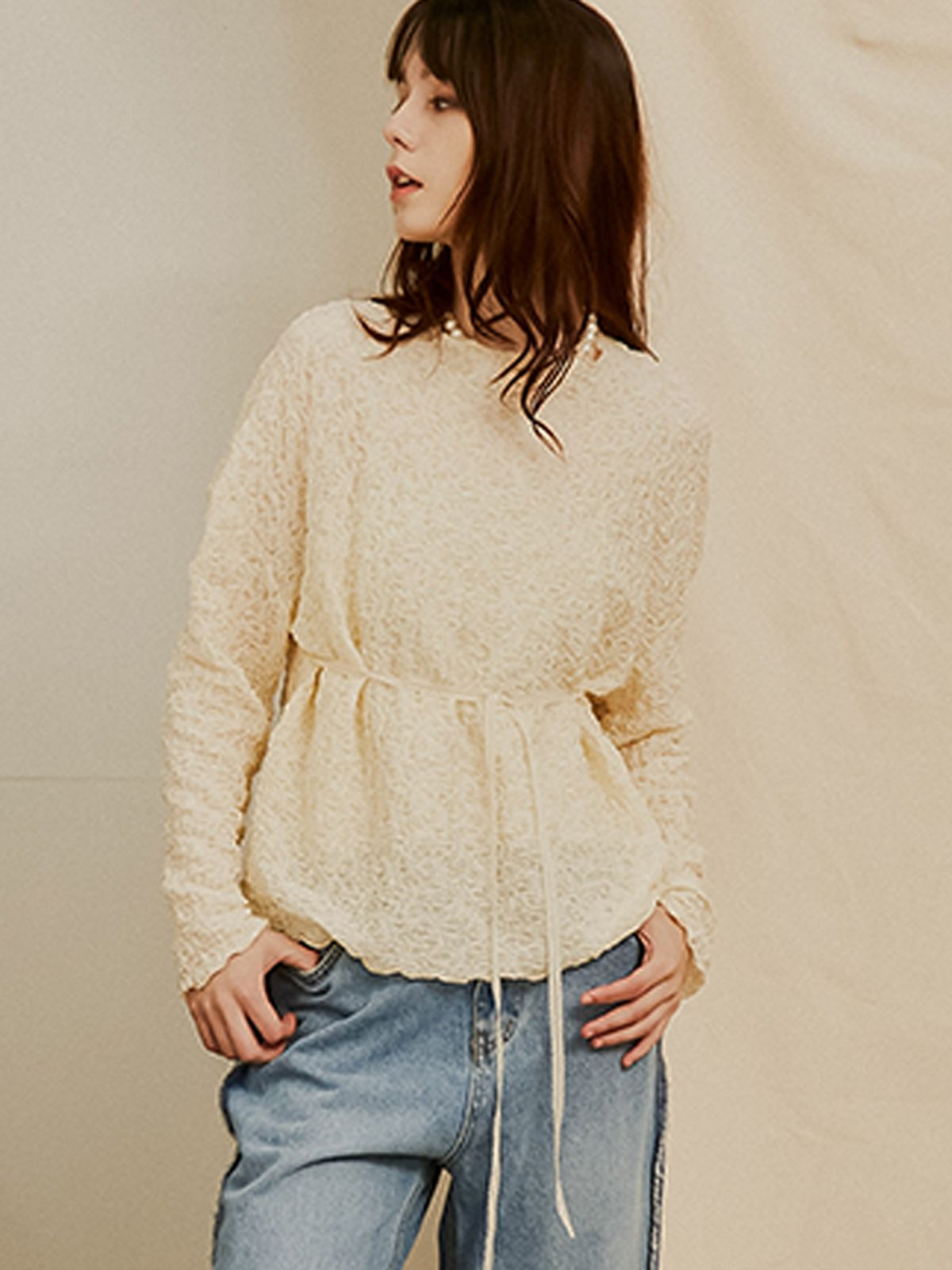 쏘리, 투 머치 러브(SORRY, TOO MUCH LOVE) Seine Pleats Drop Shoulder Top_Cream
