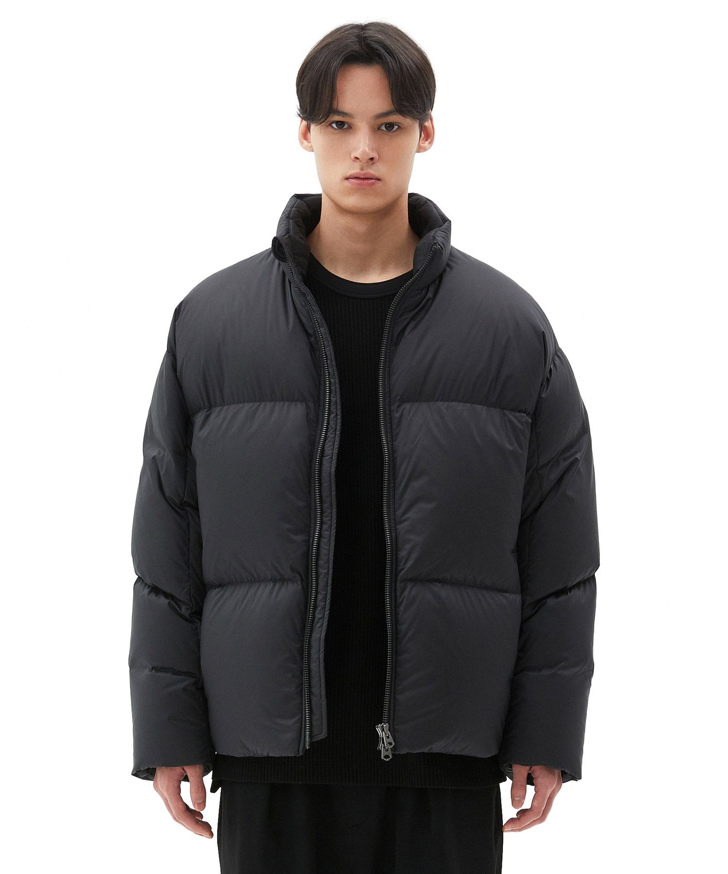 MUSINSA公式 | IL CORSO Black Loose-fit Volume Fur Essential short 