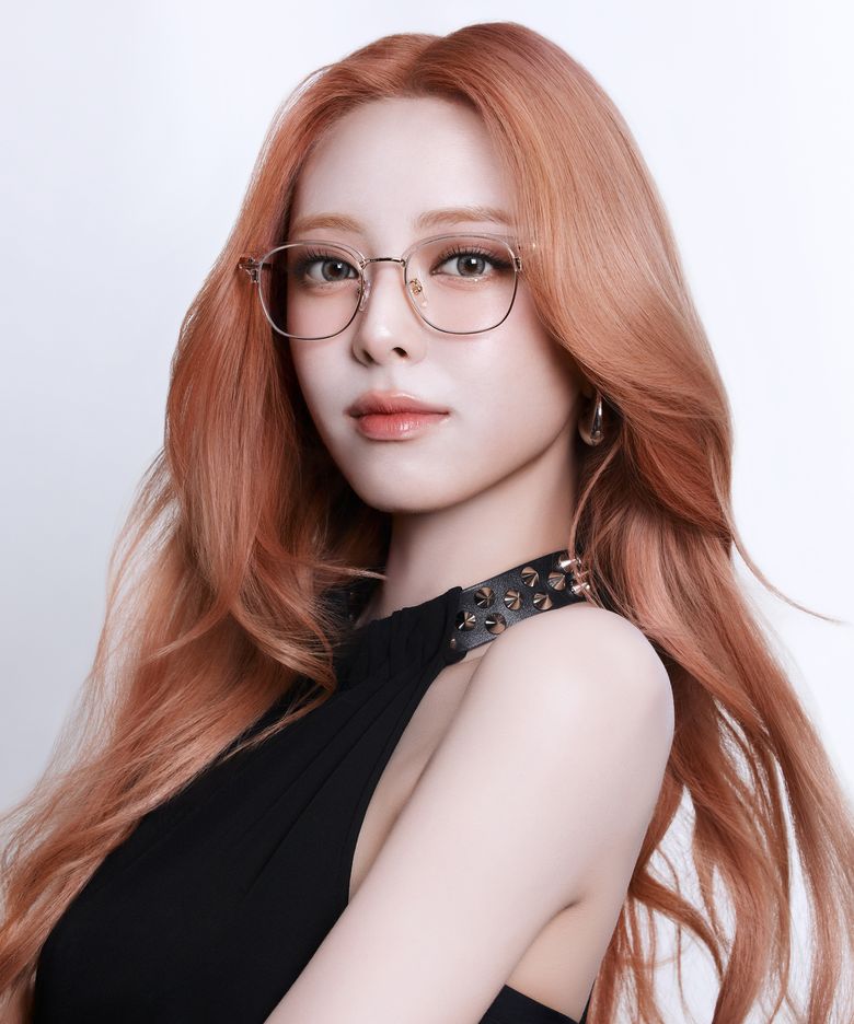 [유나(ITZY) 착용] CLOUD 2_풀티타늄 투명 하금 스퀘어