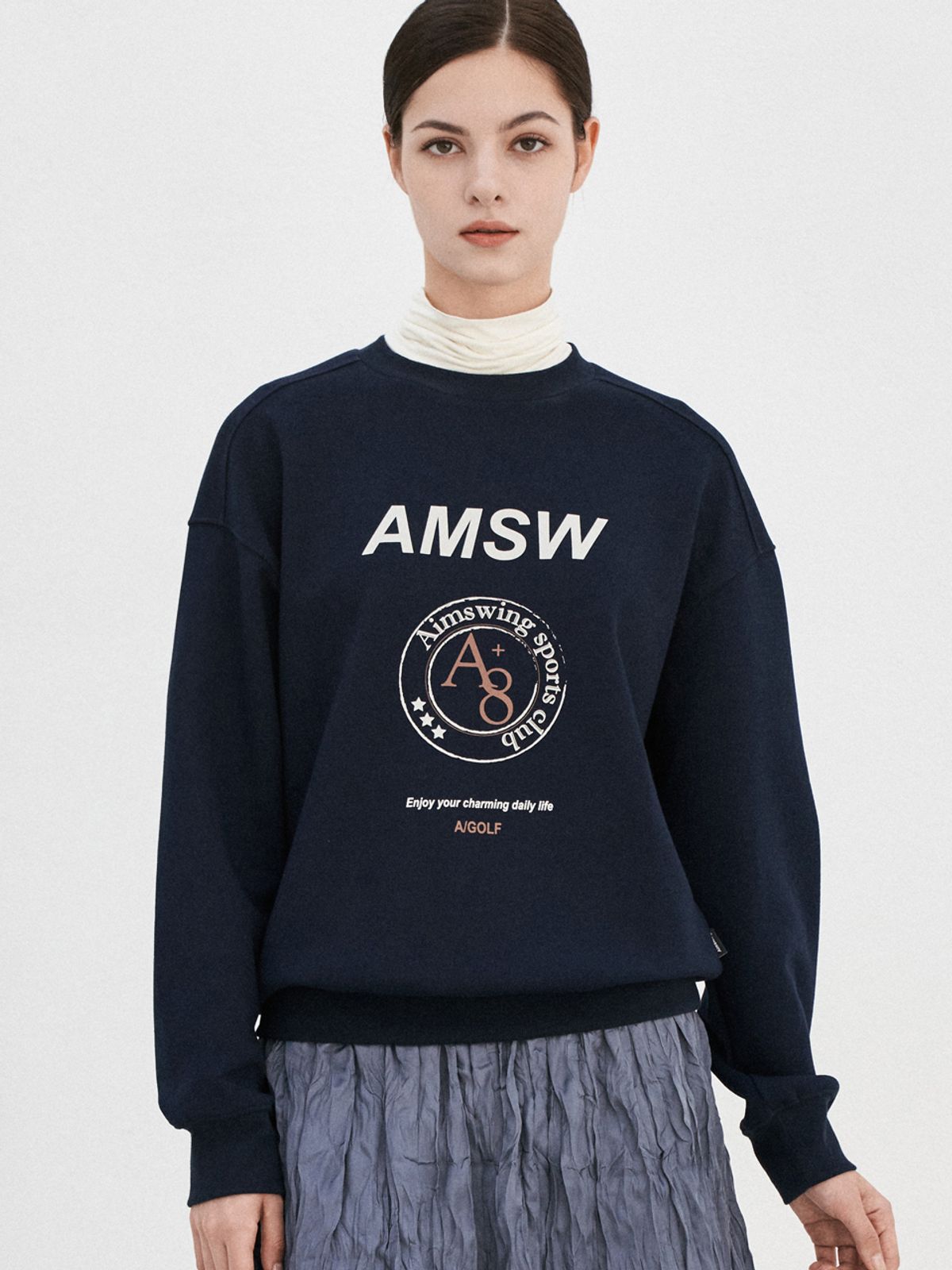 에임스윙(AIMSWING+8) 시그니처 로고 스웻셔츠(네이비)