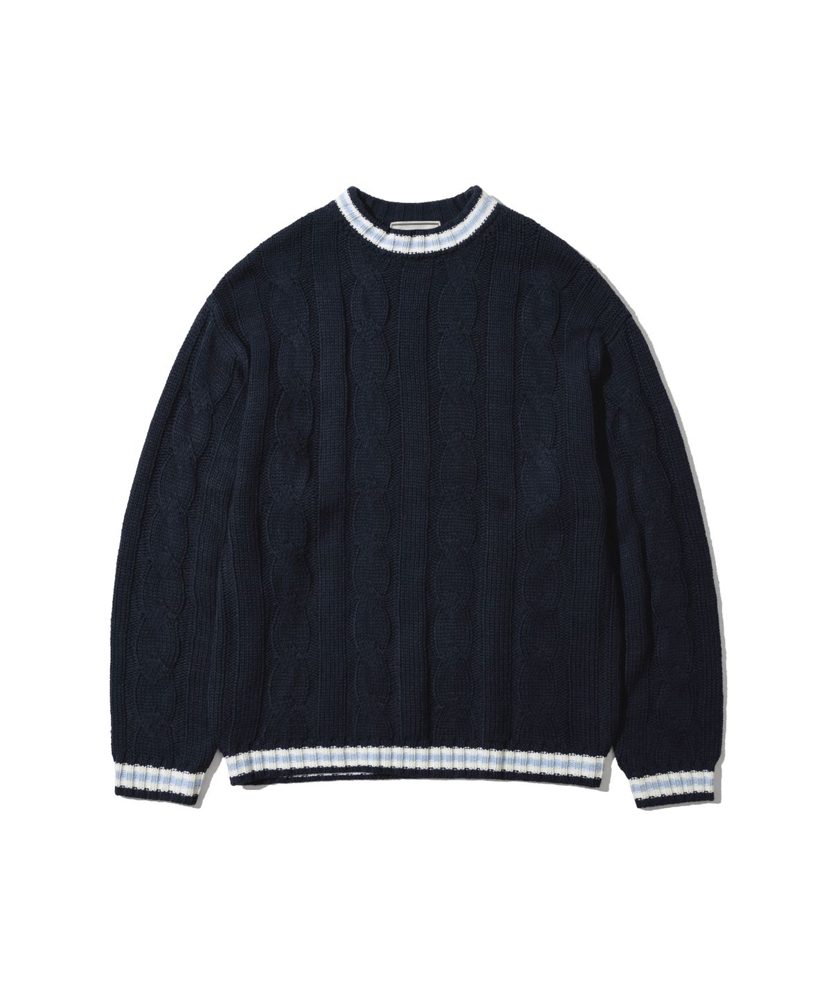 오아이오아이 컬렉션(OIOI COLLECTION) FIVETWO STAMP CABLE SWEATER [NAVY]