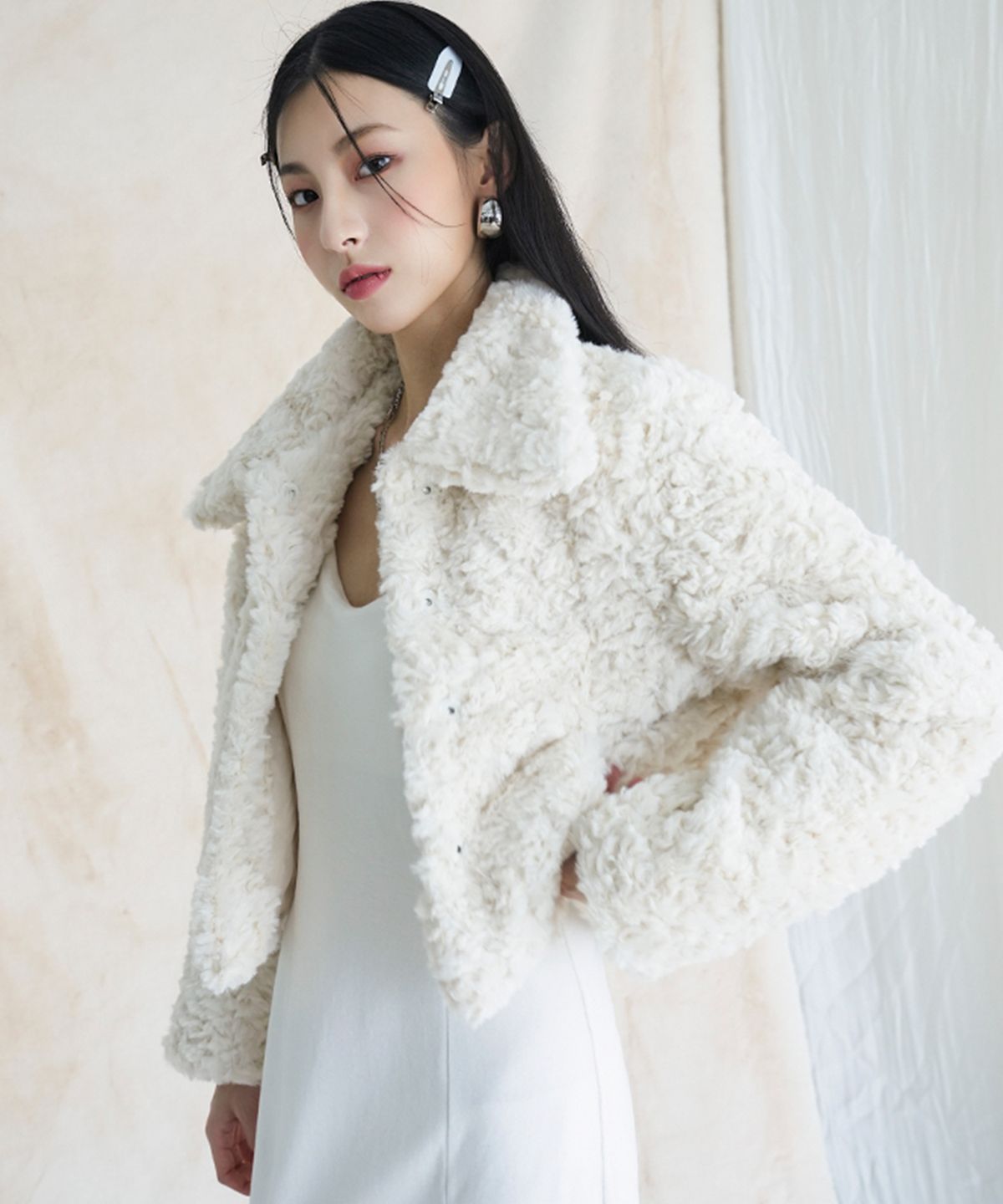 어반드레스(AVANDRESS) Emilie Fur Jacket IVORY