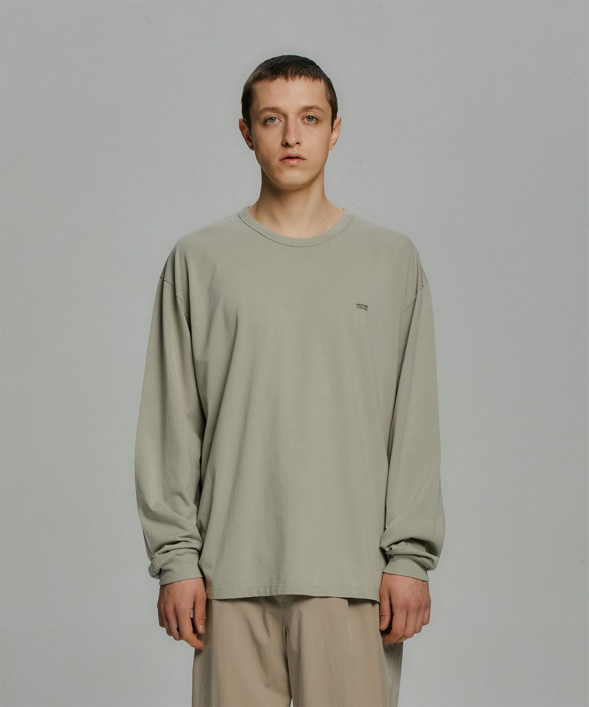 어나더 오피스(ANOTHER OFFICE) Weekly L/S T (Pacific Khaki)