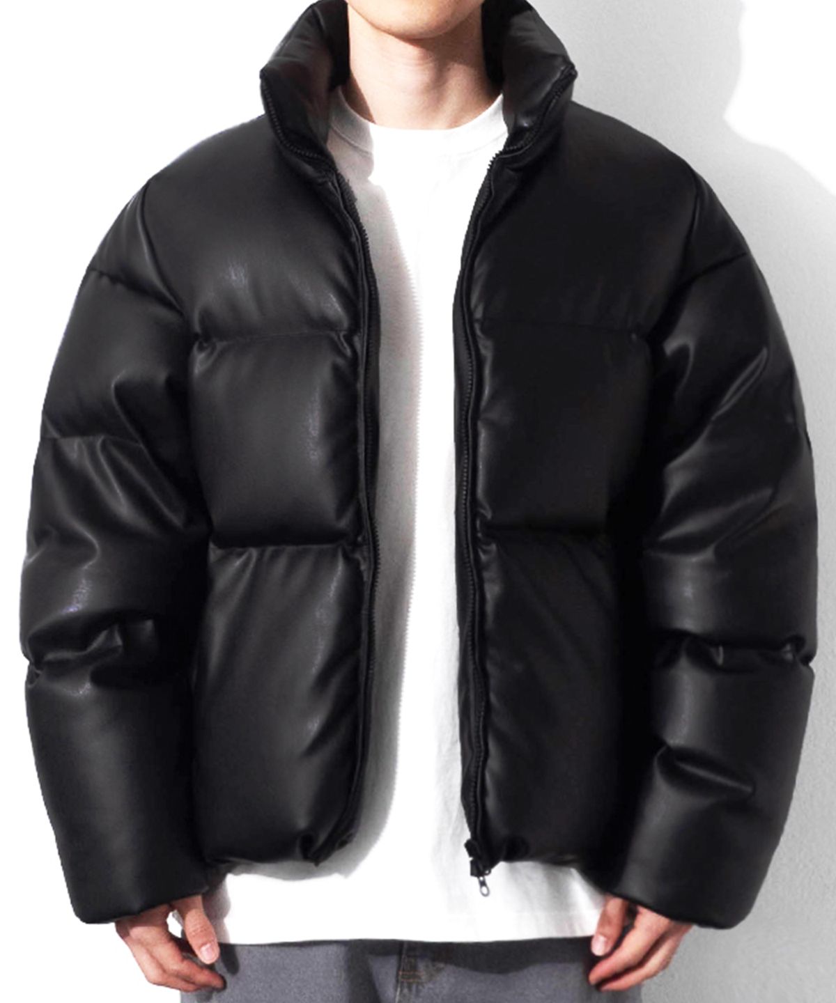 큐티에잇 가먼츠(QT8 GARMENTS) TL Synthetic Leather Duck Down Short Padding (Black)