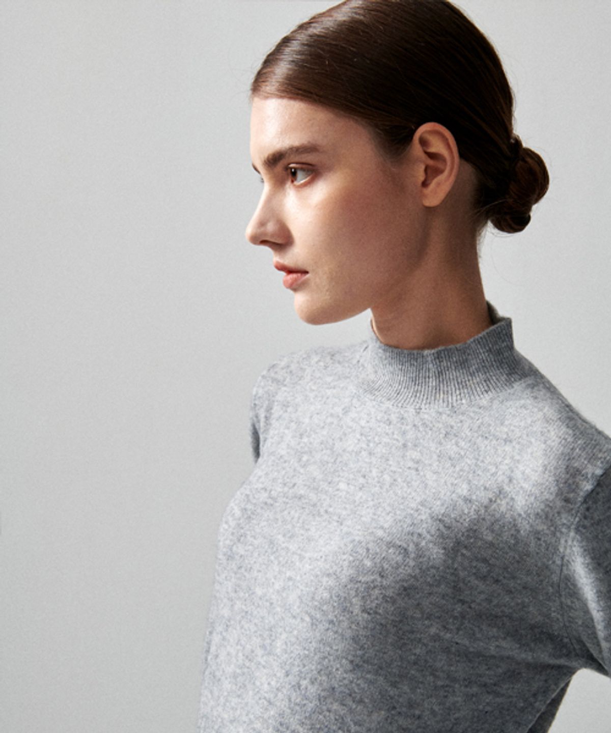 화이트프로젝트(WHITE PROJECT) LAMBS WOOL MOCK NECK KNIT_GREY