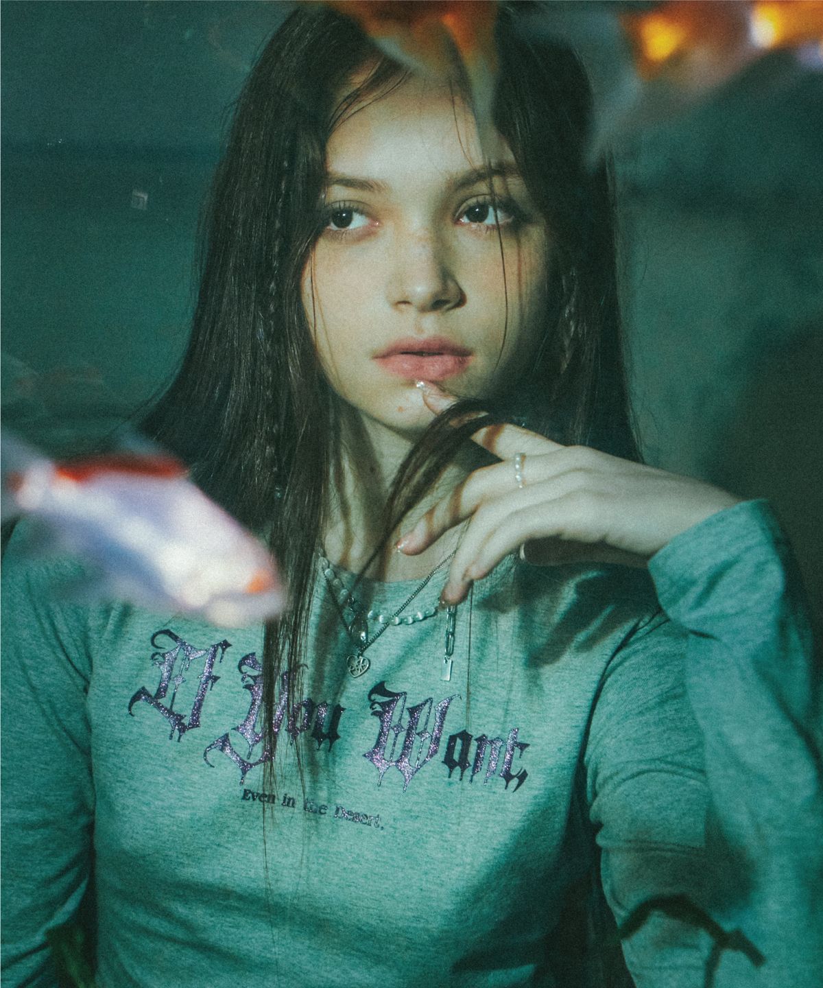 이퓨원트(IFYOUWANT) Glitter LOGO longsleeves gray
