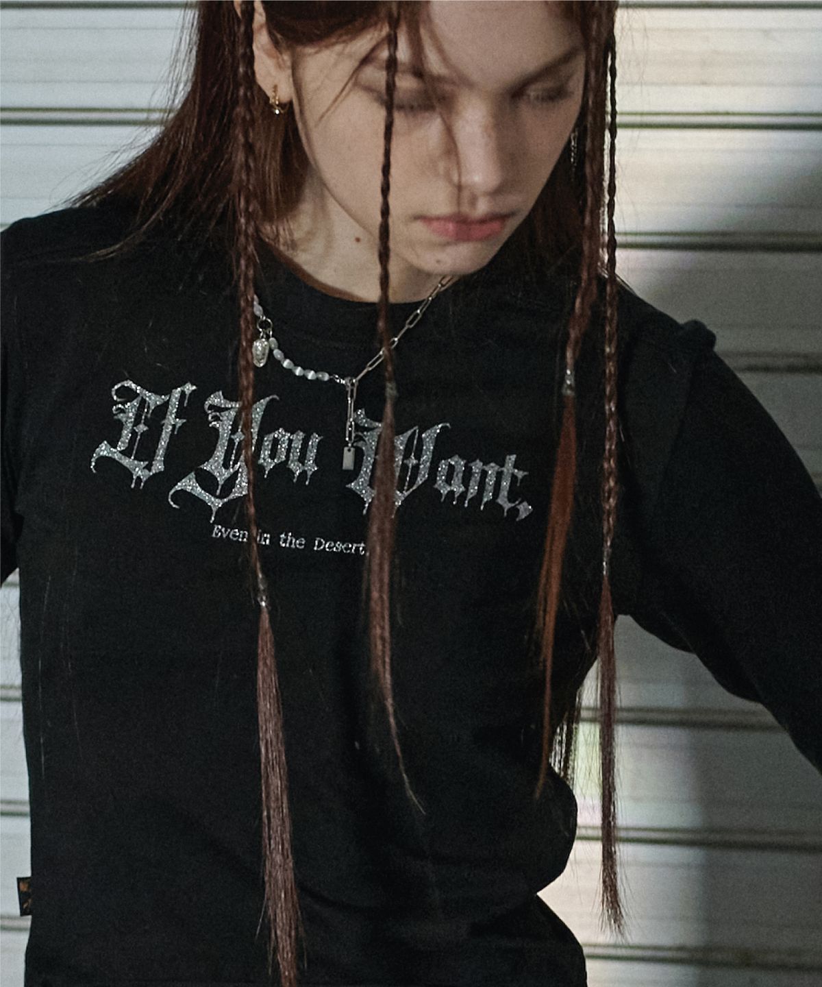 이퓨원트(IFYOUWANT) Glitter LOGO longsleeves black