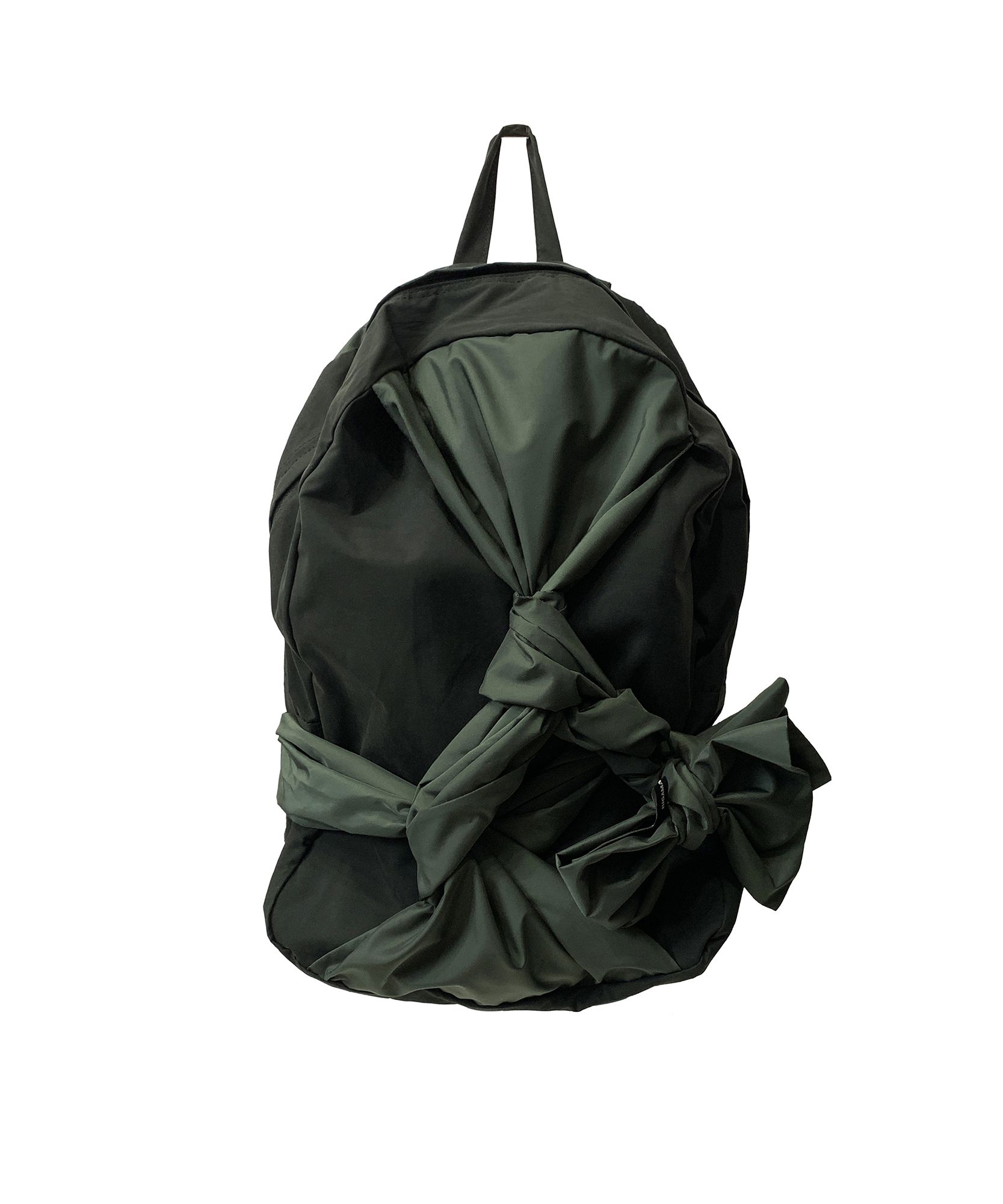 [IUGAMAKARAS] Carabiner Nylon Backpack バックパック 韓国人気 IUGAMAKARAS] Carabiner Nylon Backpack バックパック 韓国人気