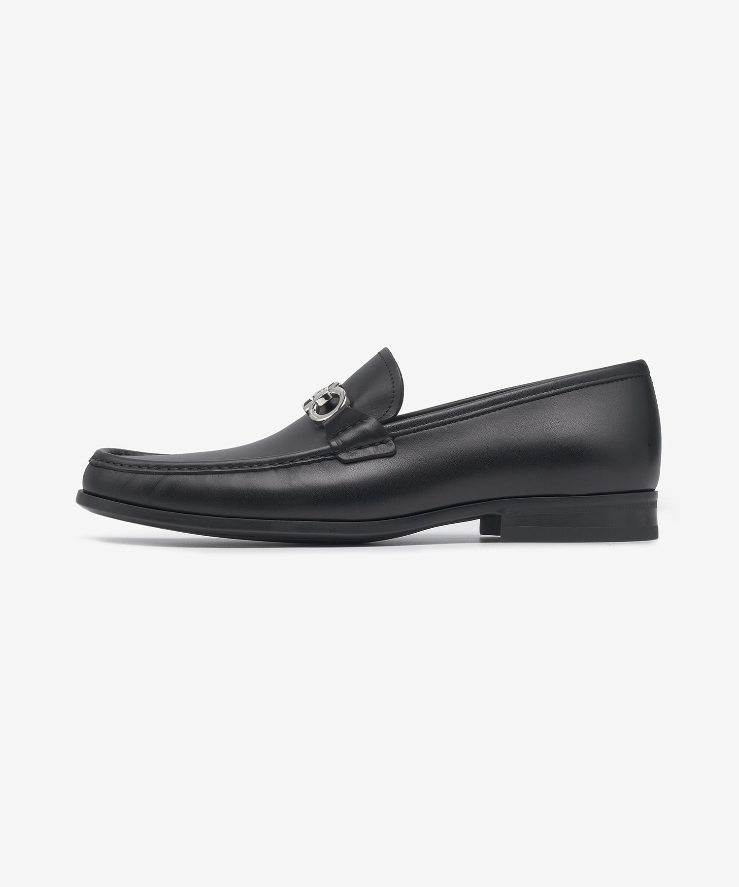 MUSINSA | SALVATORE FERRAGAMO Gancini Loafer - Black / 02A8810686084