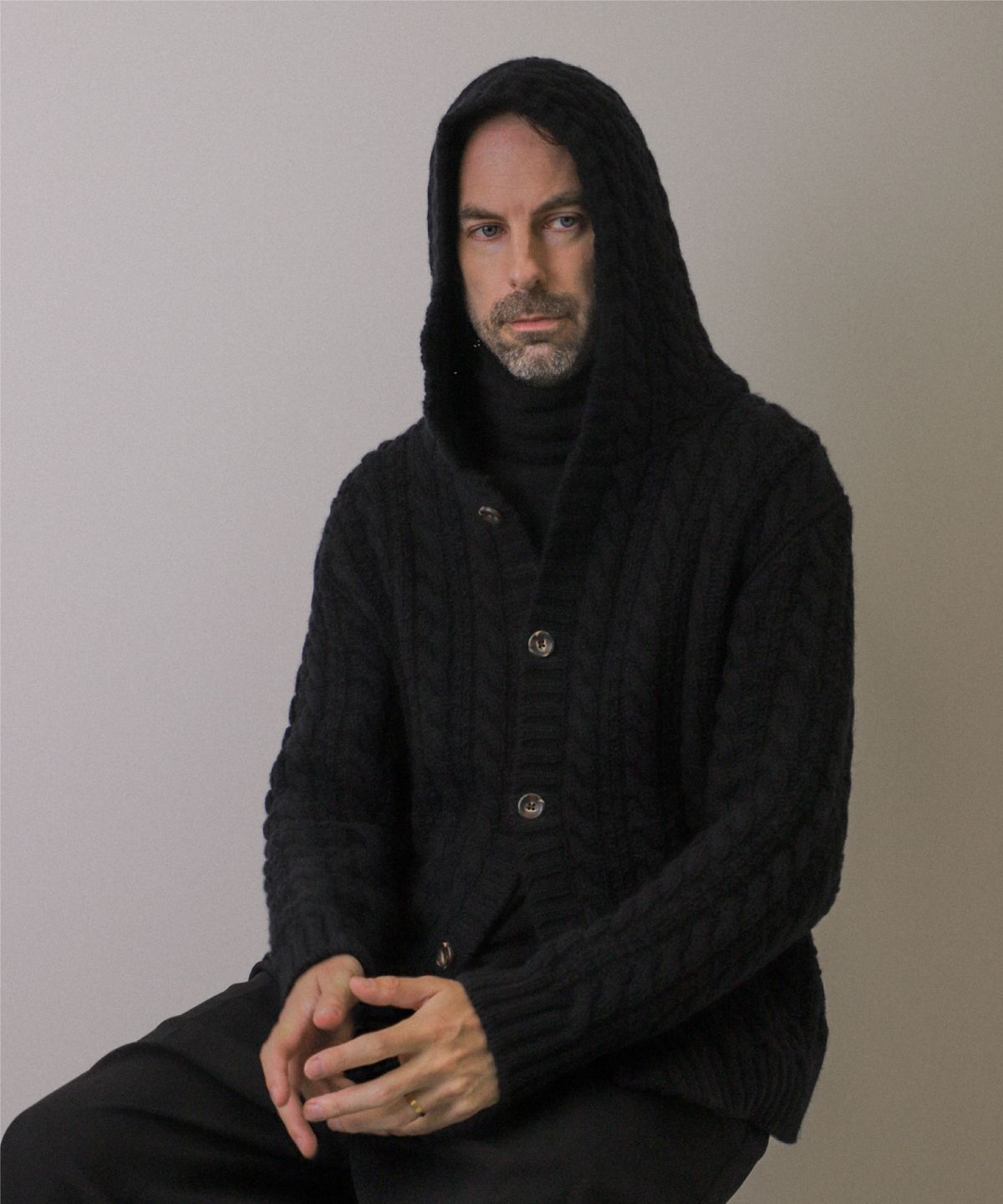 테스터먼트(TESTAMENT) Cable Hood Cardigan (Black)