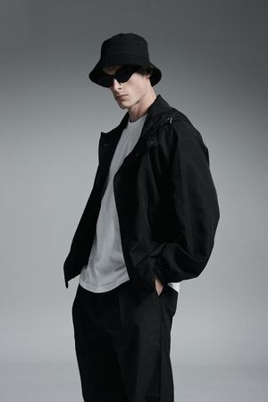 나일론 윈드브레이커 바람막이 후드집업 자켓 (블랙)