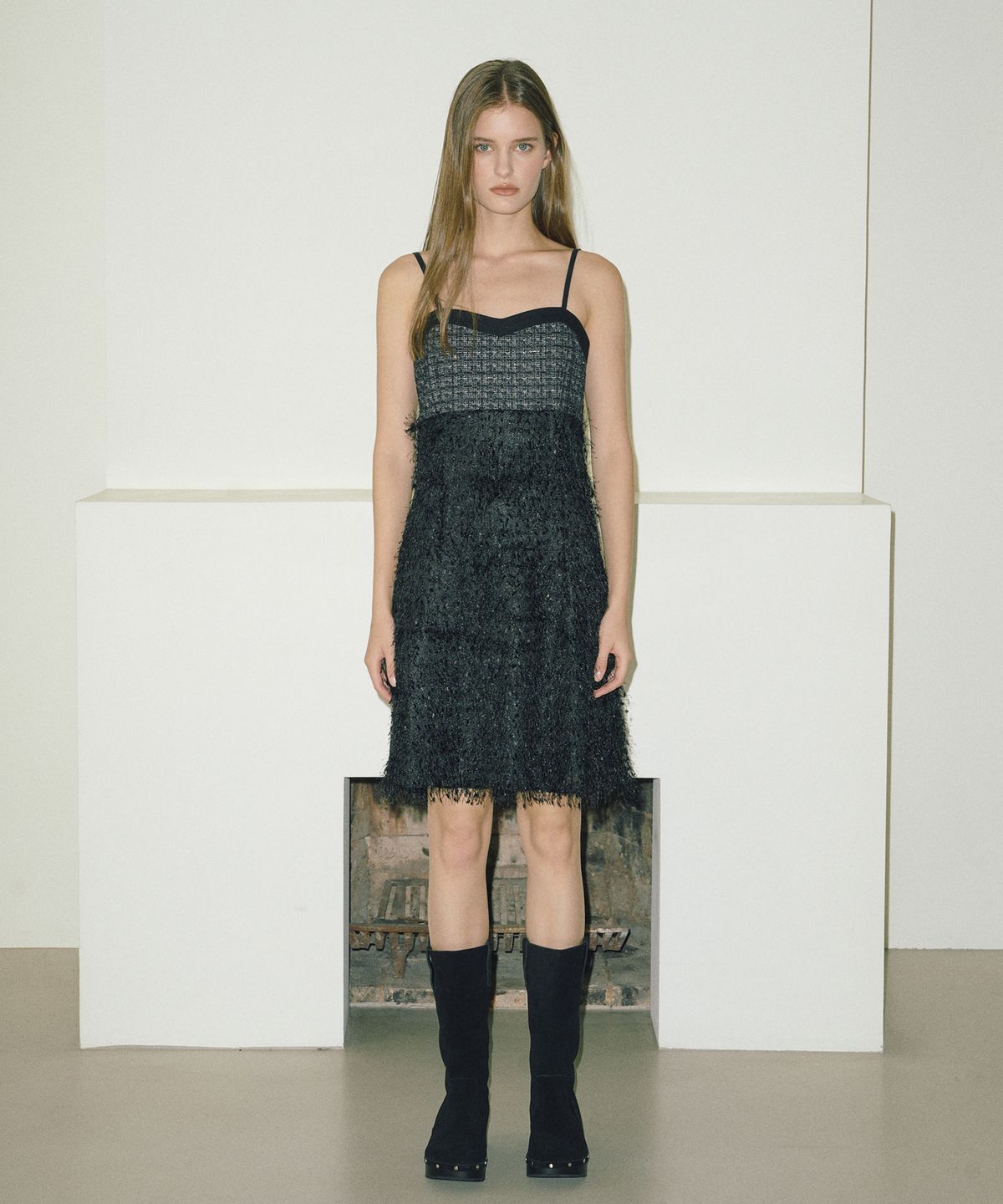 에트몽(ETMON) Slip Fluffy Mini Dress  Black