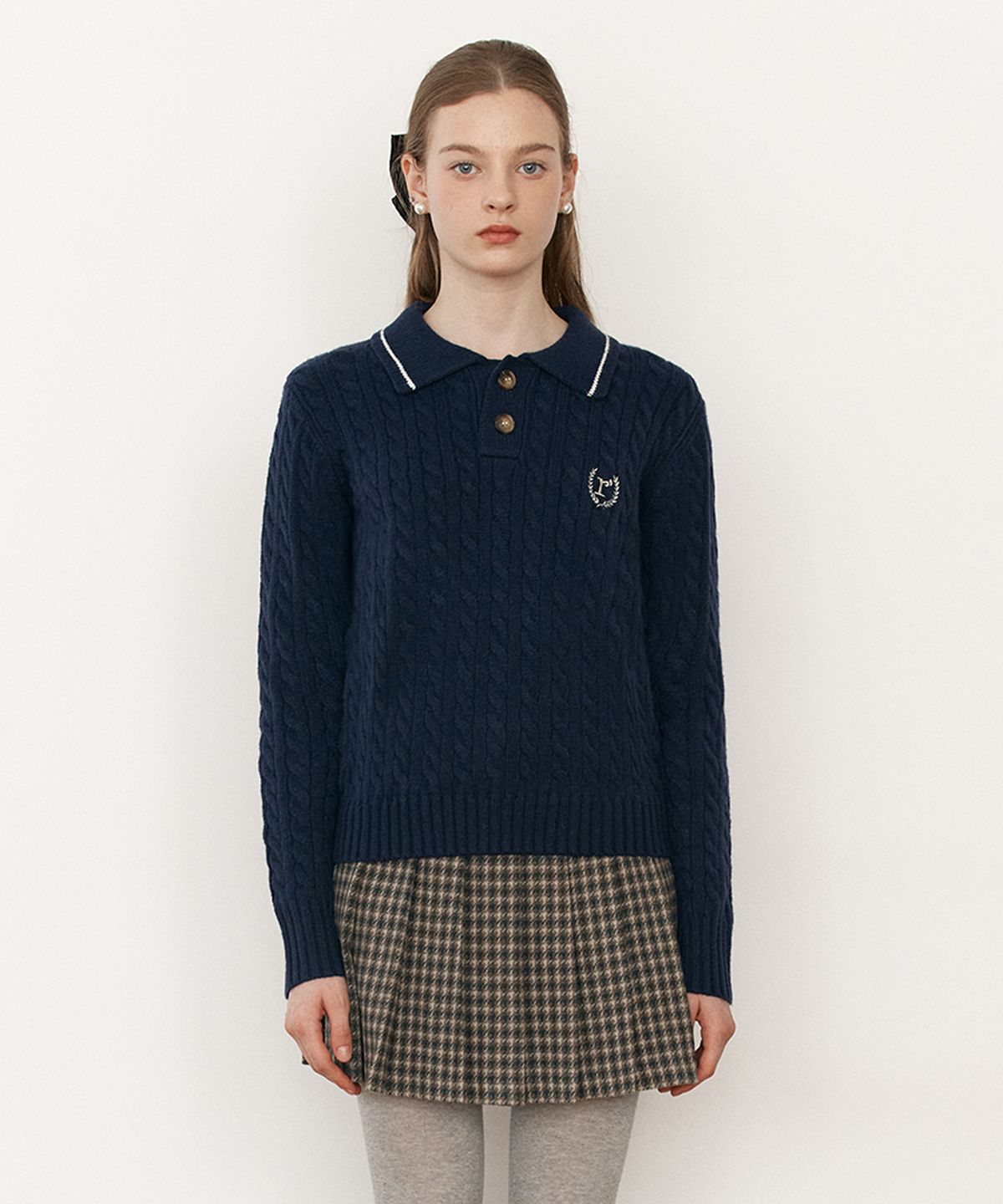 로라로라(ROLAROLA) LOGO COLLAR CABLE KNIT NAVY