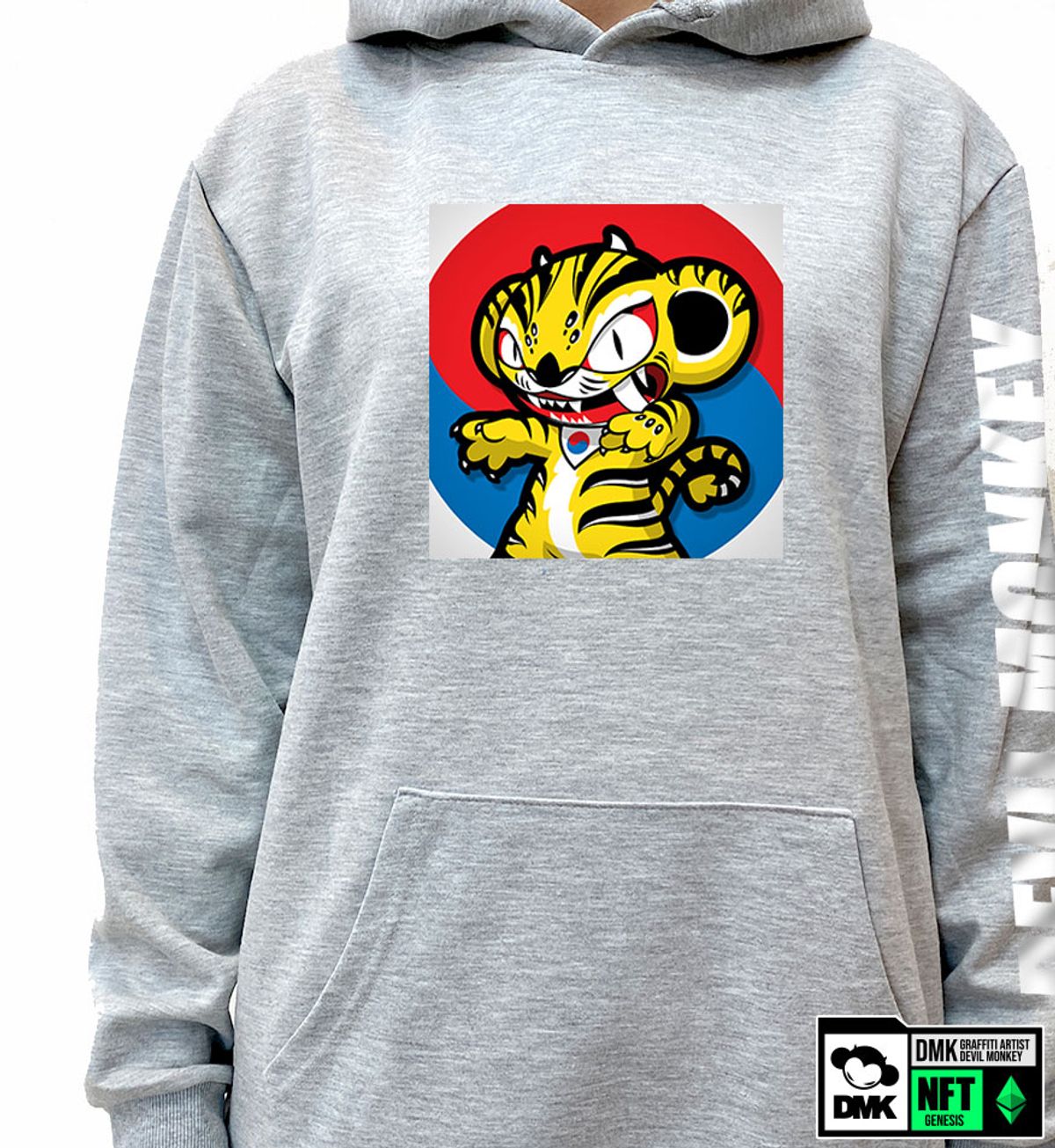 돌돌(DOLDOL) DMK_HOODY_153 그래피티 아티스트 데빌몽키 DMK NFT캐릭터 후드티 후디 후드