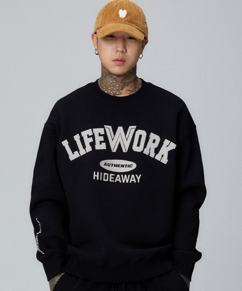 MUSINSA | LIFEWORK Authentic embroidered logo sweatshirt (fleece 