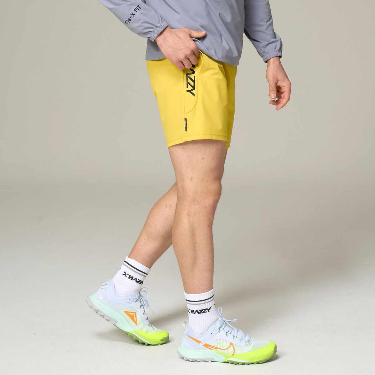 엑스네지(XNAZZY) 엑티브 3부 숏팬츠 XN22FWRSPT04 [M/YELLOW]