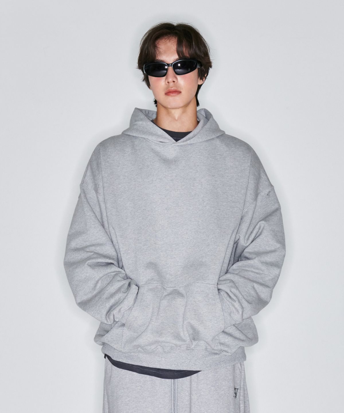 어텐션로우(ATTENTIONROW) 베이직 슈퍼 와이드 후드티 (그레이)