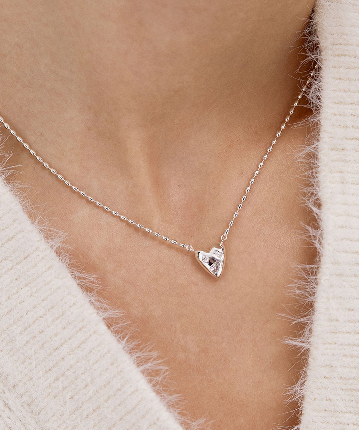 타티아나(TATIANA) Vary Cubic Chips Heart Necklace NZ2029