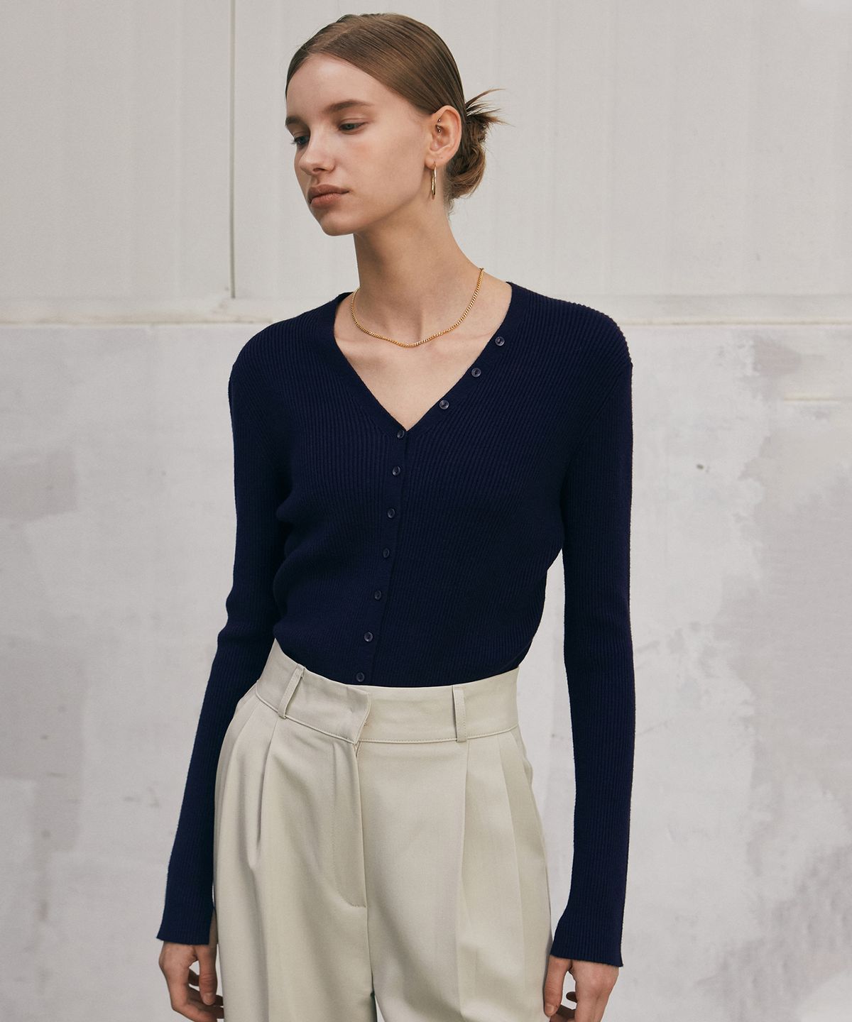 닉앤니콜(NICK&NICOLE) BUTTON SLIM KNIT CARDIGAN_NAVY