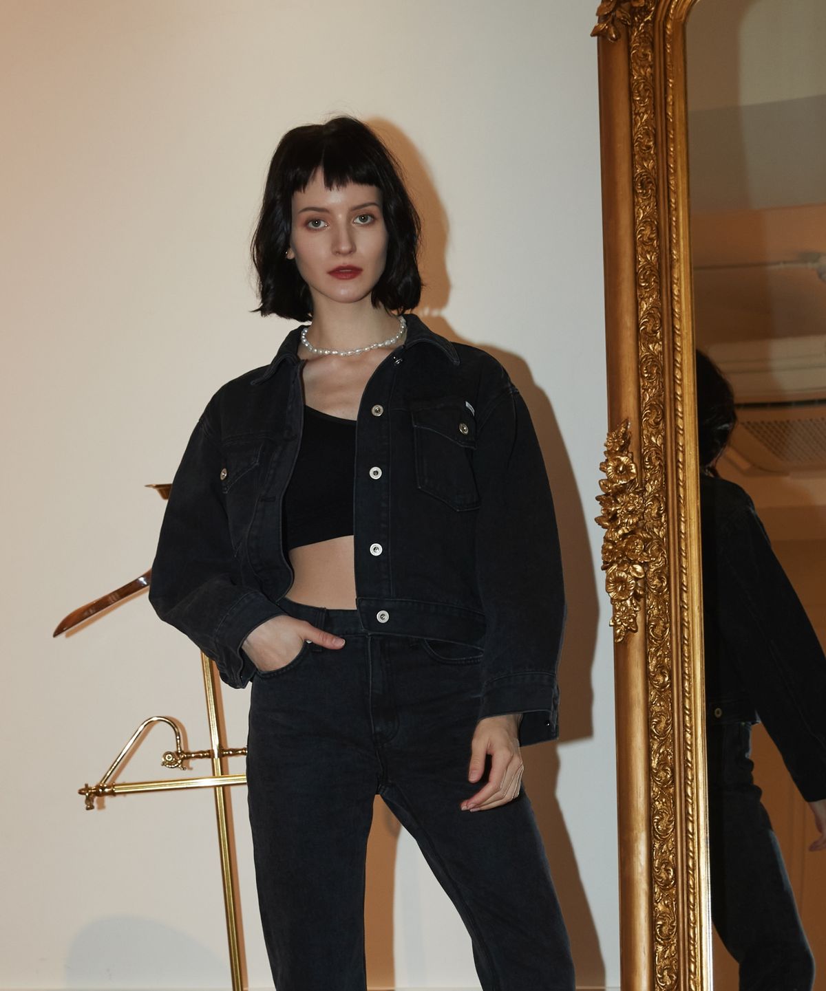 더 케어링(THE CARING) Juliet Denim Jacket (Black)