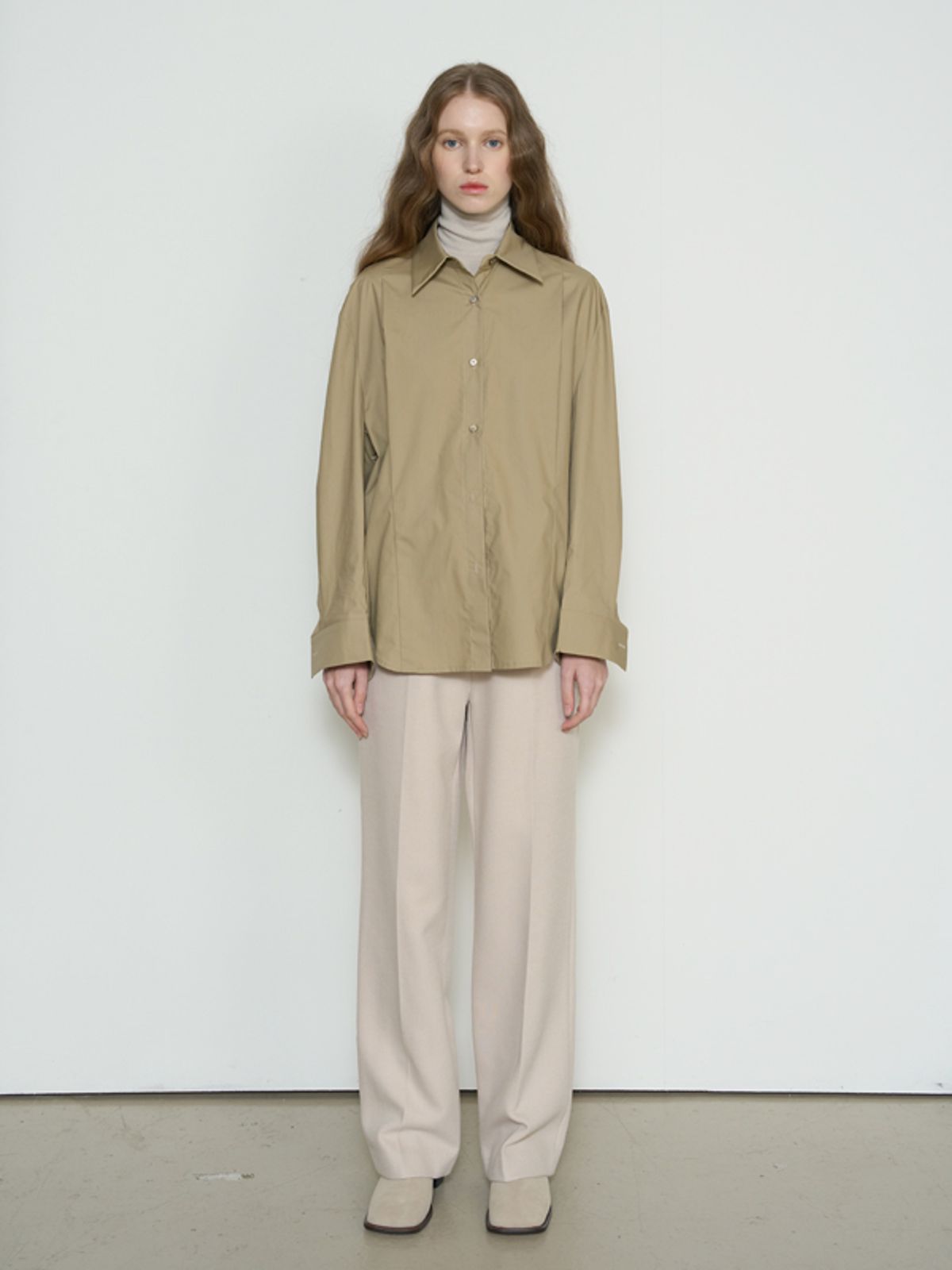 네벨에브리웨어(NEBELEVERYWEAR) LOOSE FIT SHIRT_BEIGE