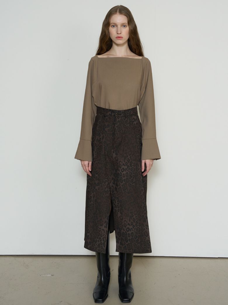LEOPARD SLIT SKIRT