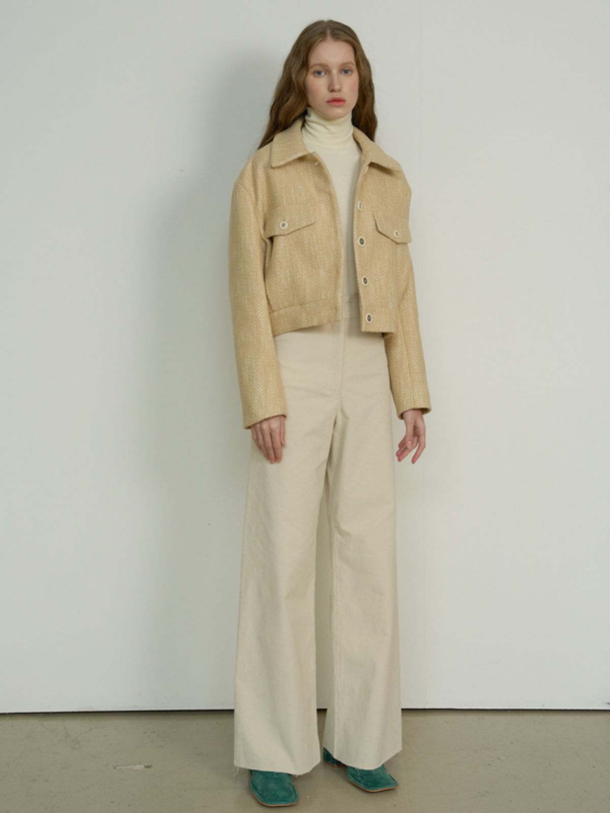 네벨에브리웨어(NEBELEVERYWEAR) CORDUROY WIDE  PANTS_CREAM