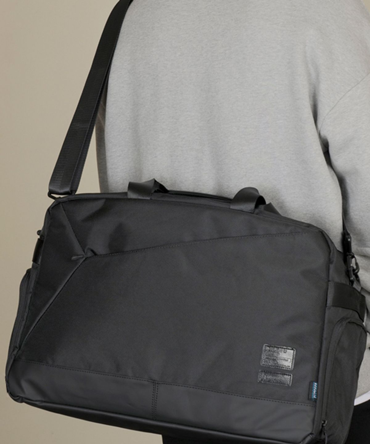 몬스터리퍼블릭(MONSTER REPUBLIC) REQUIRE BOSTON BAG / BLACK