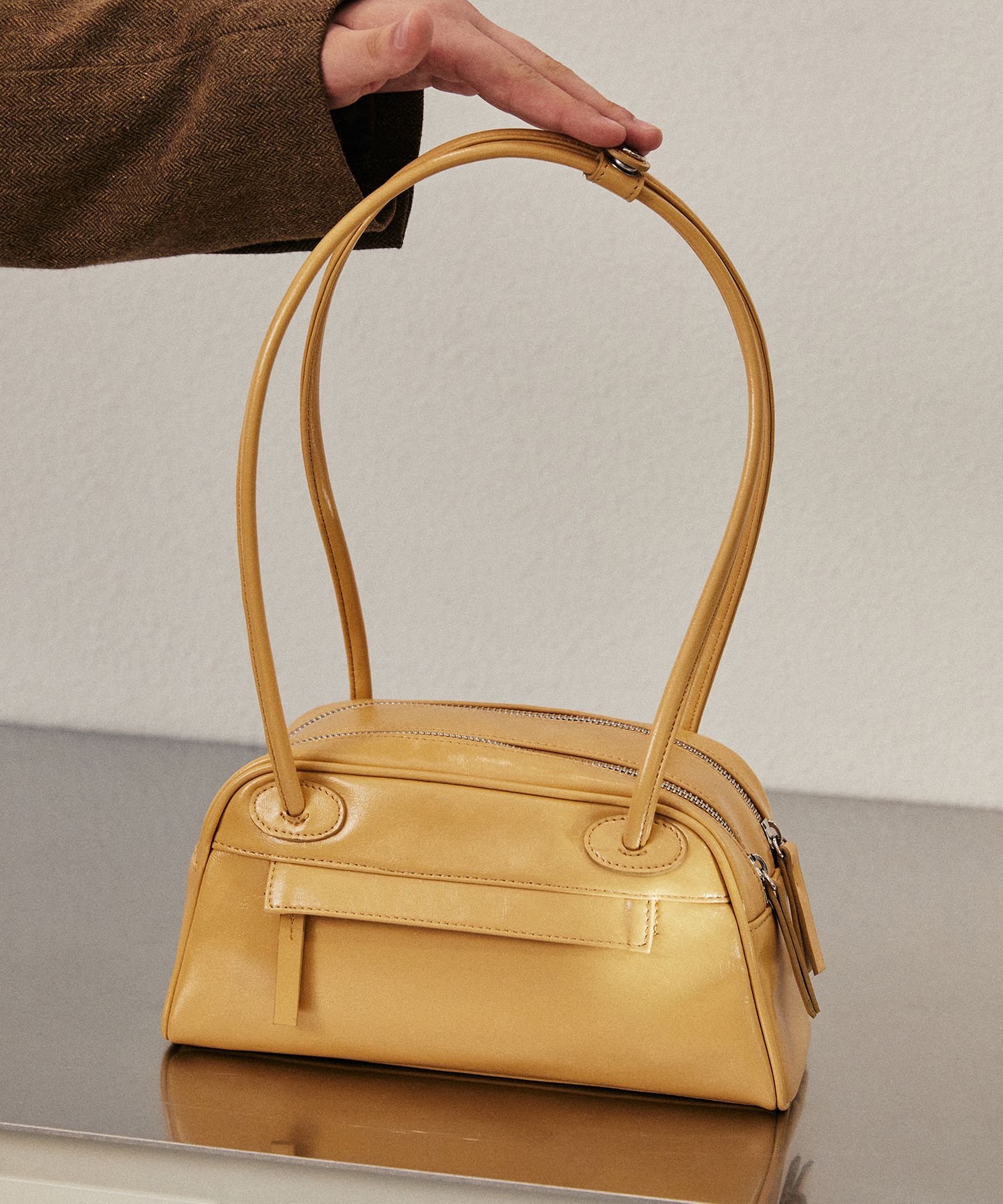 MUSINSA | CHRISTINE PROJECT TWO ZIPPER BAG BAGUETTE(BROWN BUTTER)