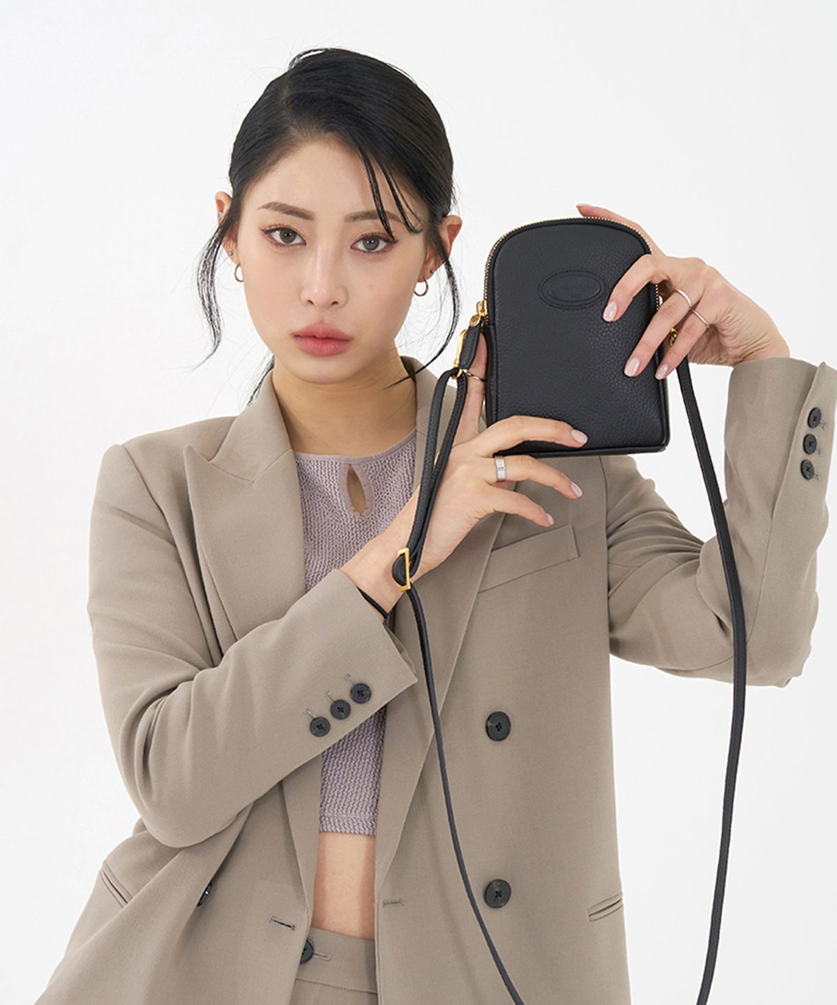 몽삭(MONSAC) 제이드 휴대폰 미니크로스백 소가죽 블랙 AL11-2146-BK