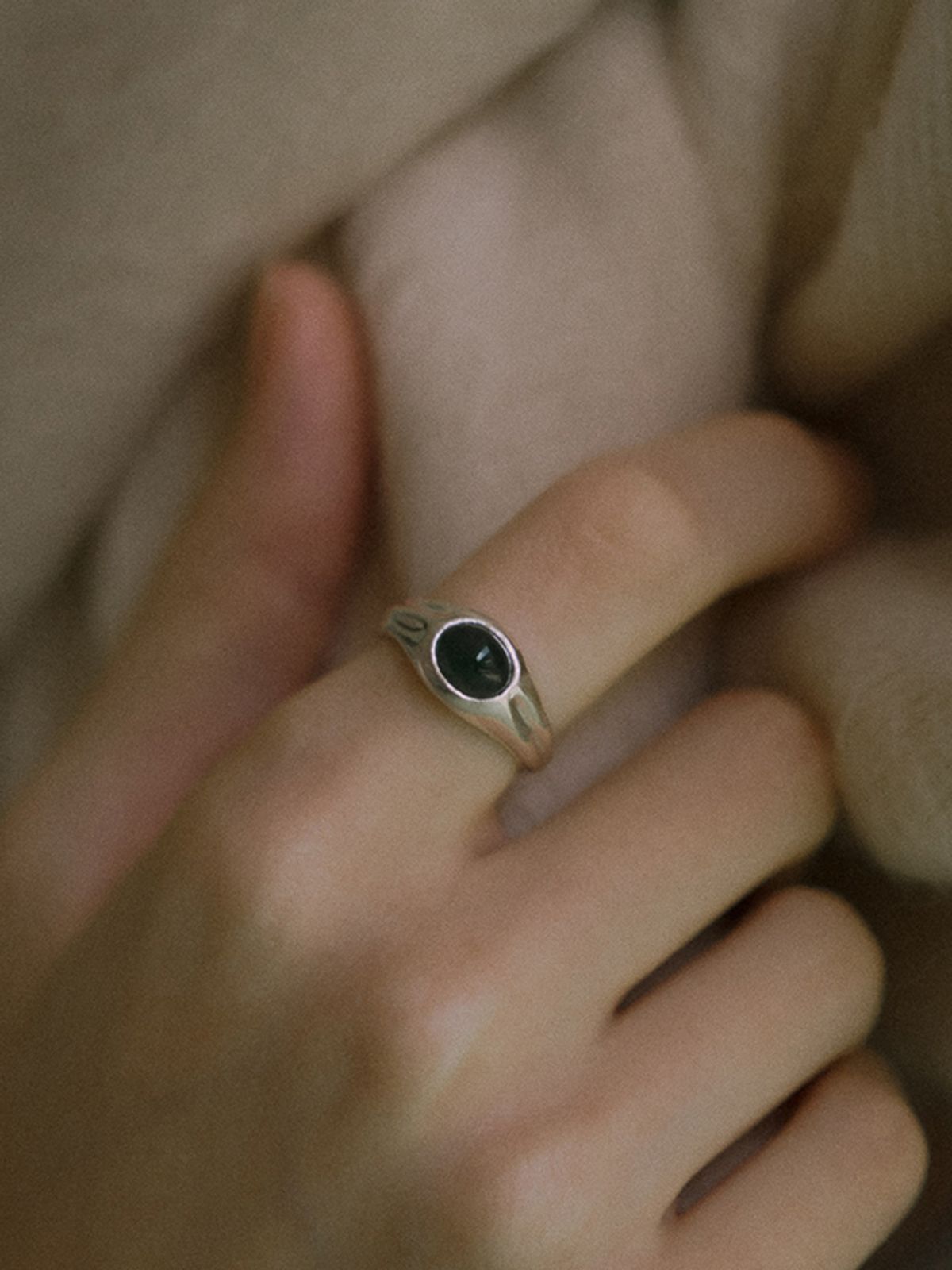 플릿(FLIT) LEAF GREEN ONYX RING