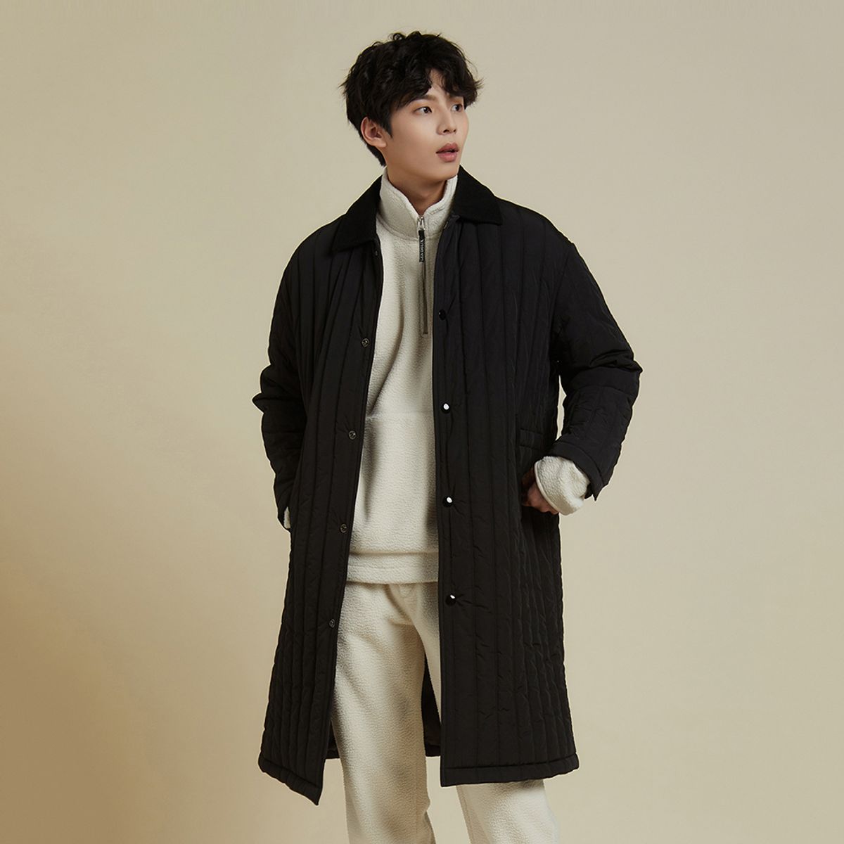 티아이포맨(T.I FOR MEN) [PLADS7] 채널 퀼팅 롱코트[익스탠드]_M228CJP409M